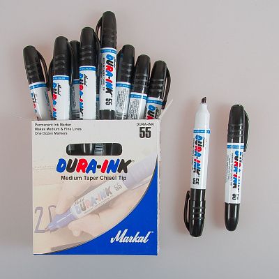 Маркер Markal Dura-Ink 55 со средним клиновидным наконечником
