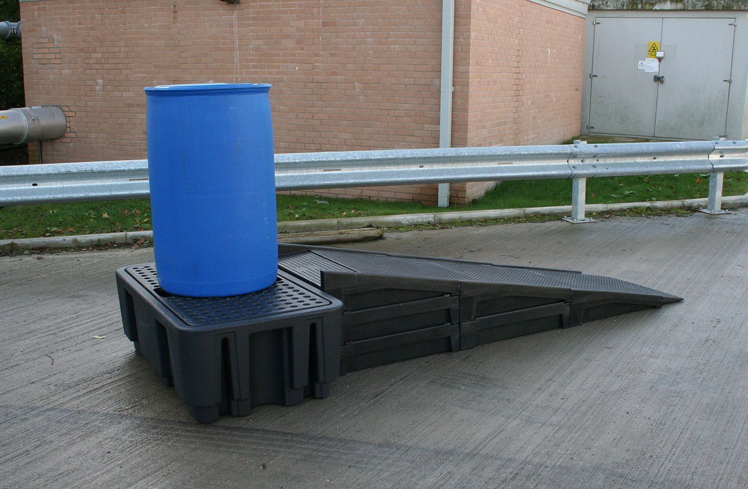 Поддоны Brady Spill Drum Pallet с решёткой