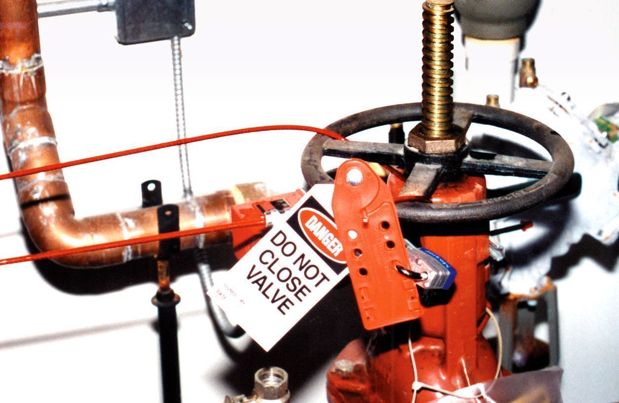 Блокиратор тросовый Brady стандартный