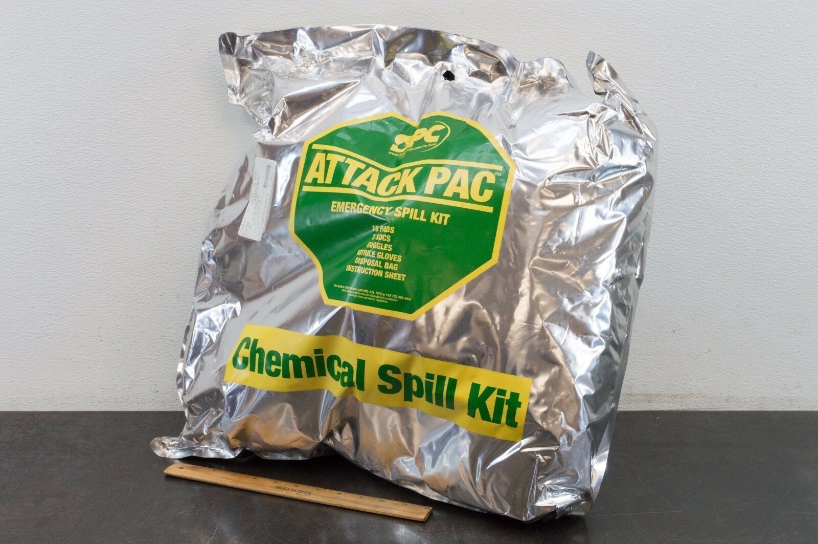 Комплекты устранения проливов Brady SPC Attack Pac одноразовый