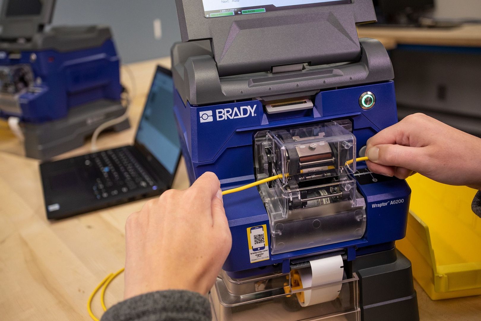 Принтер этикеток BRADY WRAPTOR A6200