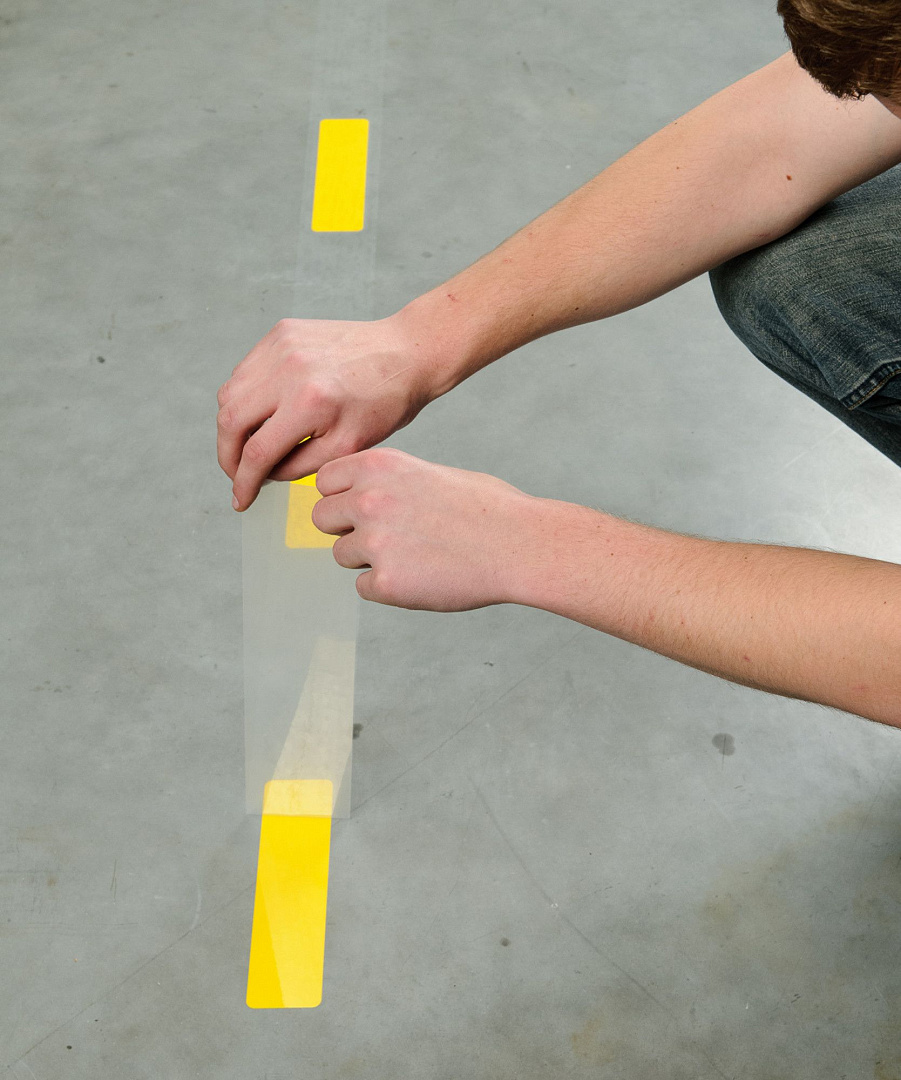 Метки Brady ToughStripe на прозрачной ленте, фиксированный шаг, полоски, полиэстер B-514