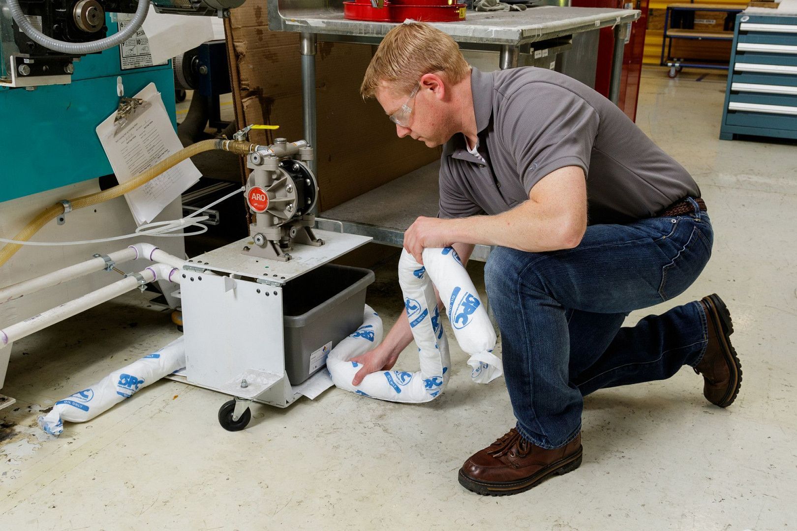 Бон масловпитывающий Brady SOC Oil Only