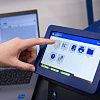 Промышленный цветной принтер этикеток BRADY J7300