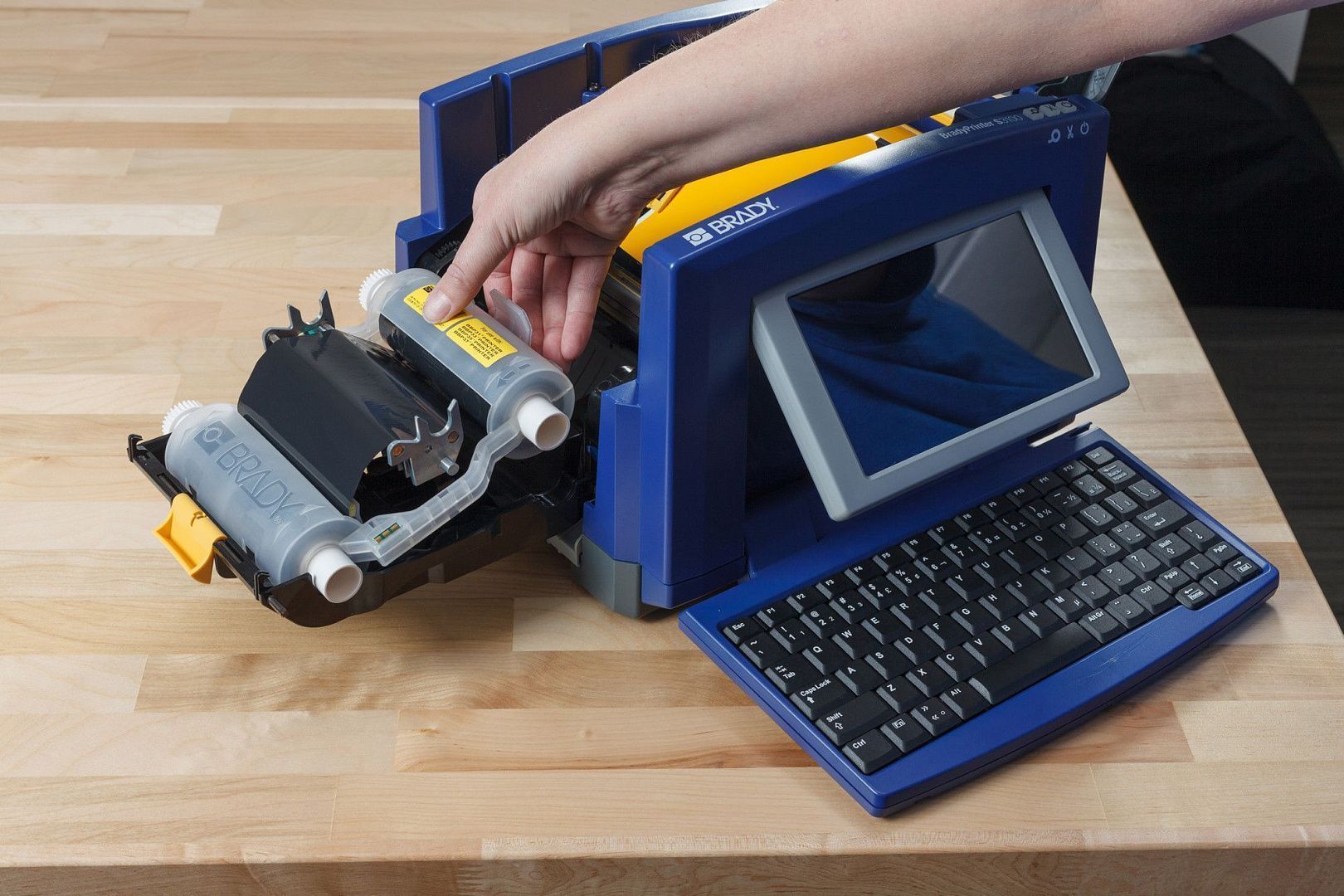 Промышленный принтер этикеток BRADY S3100