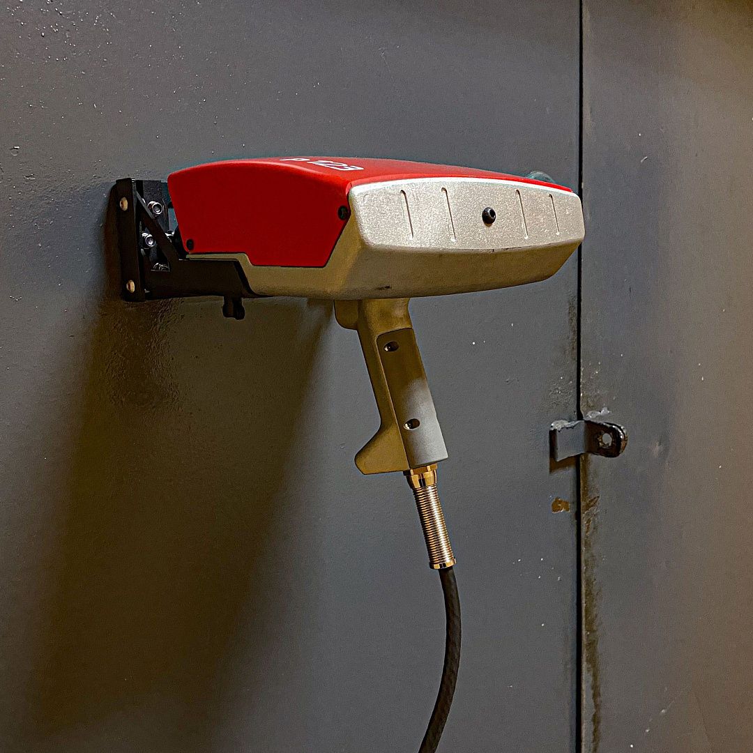 Магнитный прижим для маркировочной головы SIC Marking p123