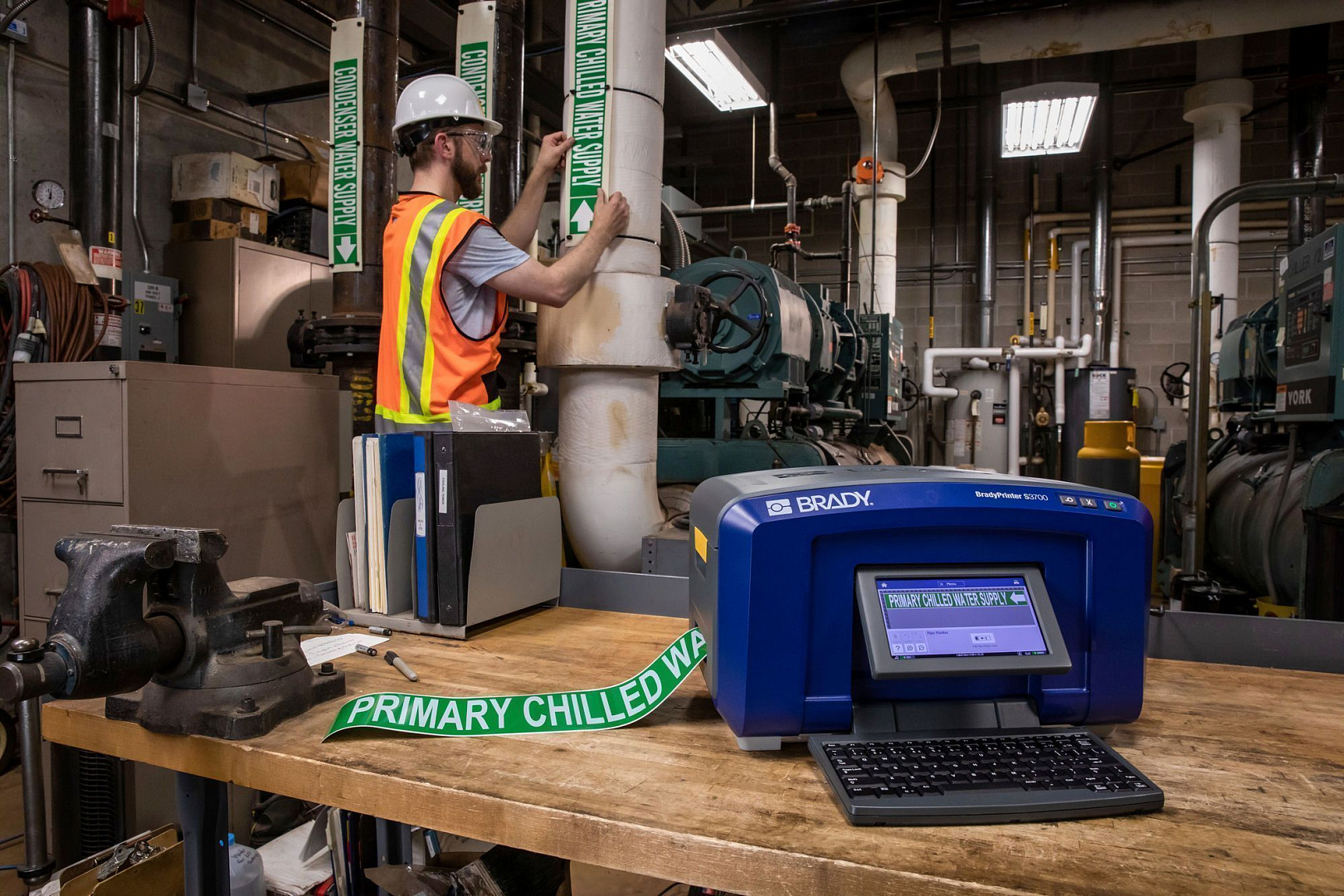 Промышленный принтер этикеток BRADY S3700