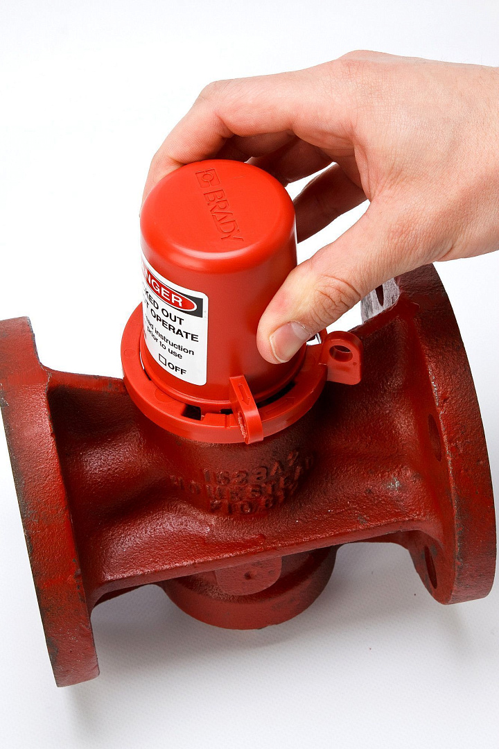 Блокиратор вентиля со съёмной рукоятью, полипропилен, диаметр отверстия для шпинделя – 64 мм, 112х120 мм, цвет – красный, 1 шт/упак