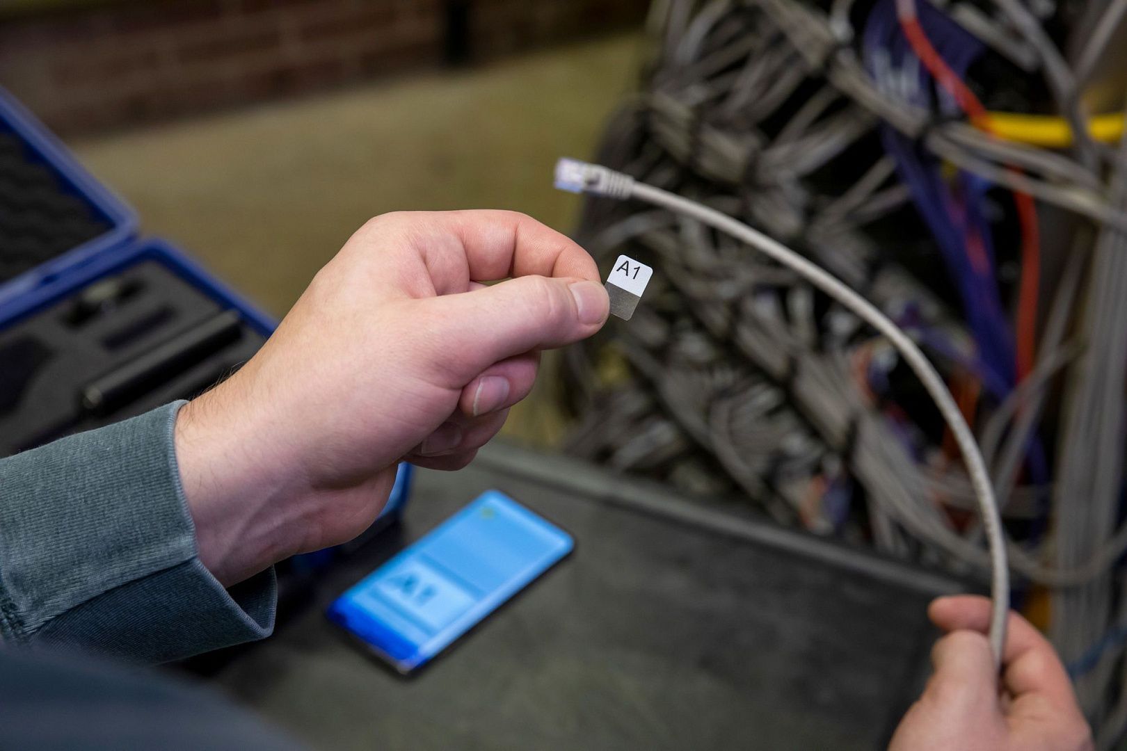 Портативный принтер этикеток BRADY M211