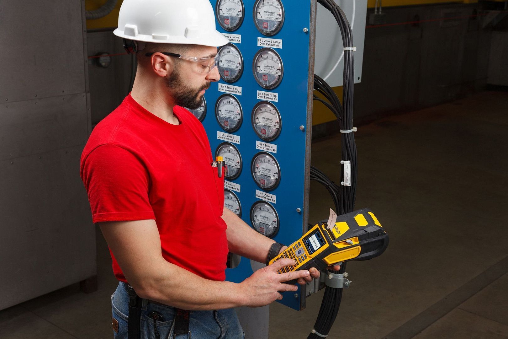 Портативный принтер этикеток BRADY BMP61