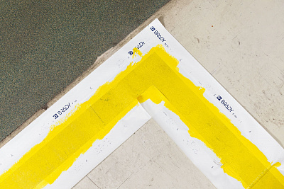 Трафарет Brady PaintStripe для непрерывной напольной разметки краской, полипропилен B-519 усиленный