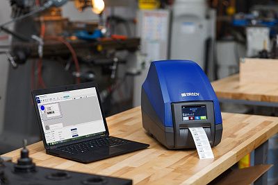 Принтер BRADY i5100-300-UKEU, c базовым ПО BWS. Разрешение 300dpi. В компл.: шнур питания, USB-кабель, компакт-диск с драйвером, руководство пользователя на разных языках, руководство по настройке на англ. языке и печатное руководство пользователя на