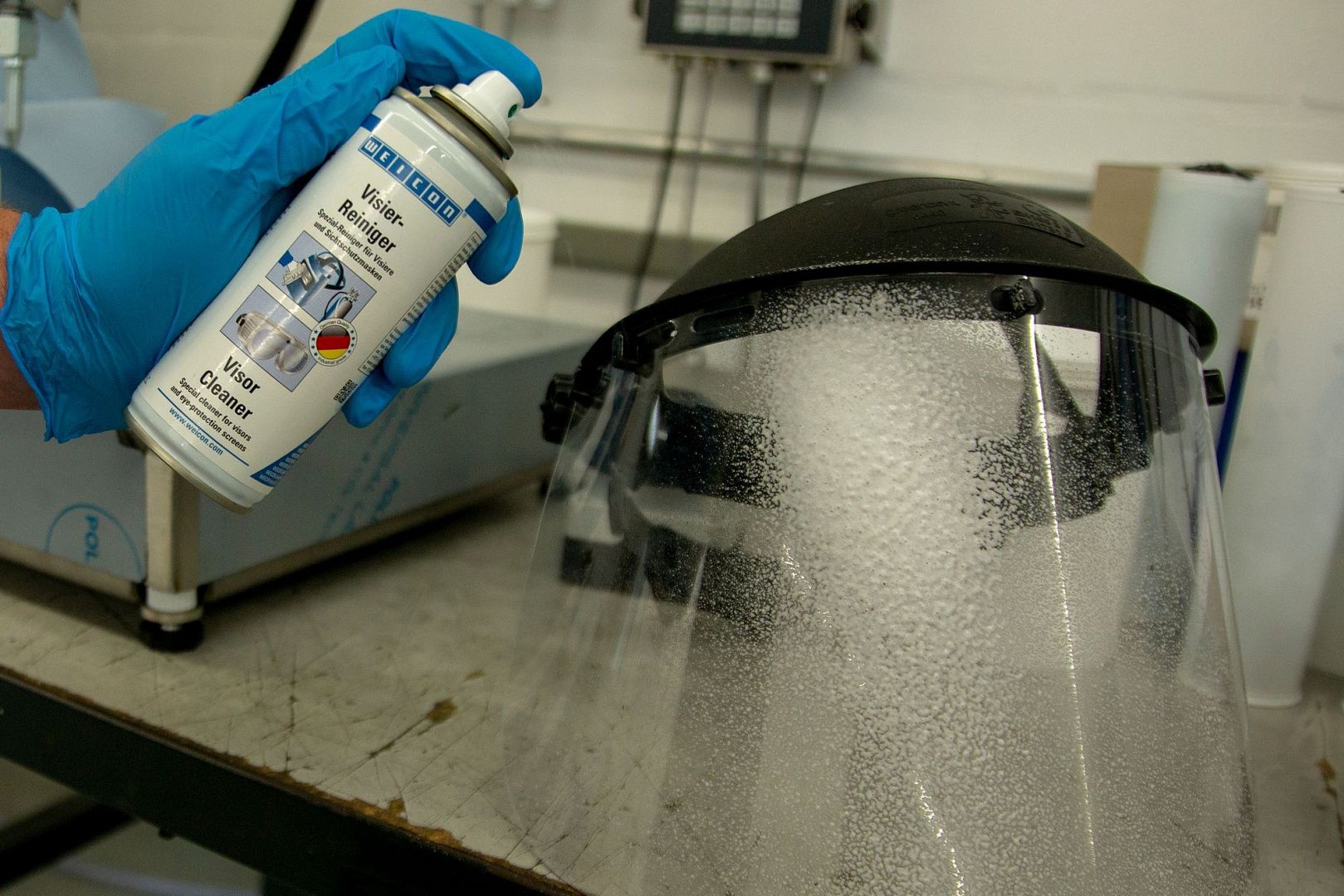Очиститель WEICON Visor Cleaner