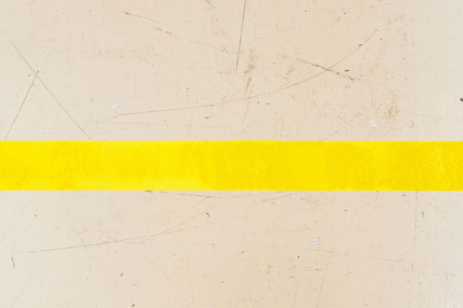 Трафарет для напольной разметки краской. Ширина 50.8 мм, 30.50 м в рулоне. Полиэстер B-519 (усиленный). PaintStripe.