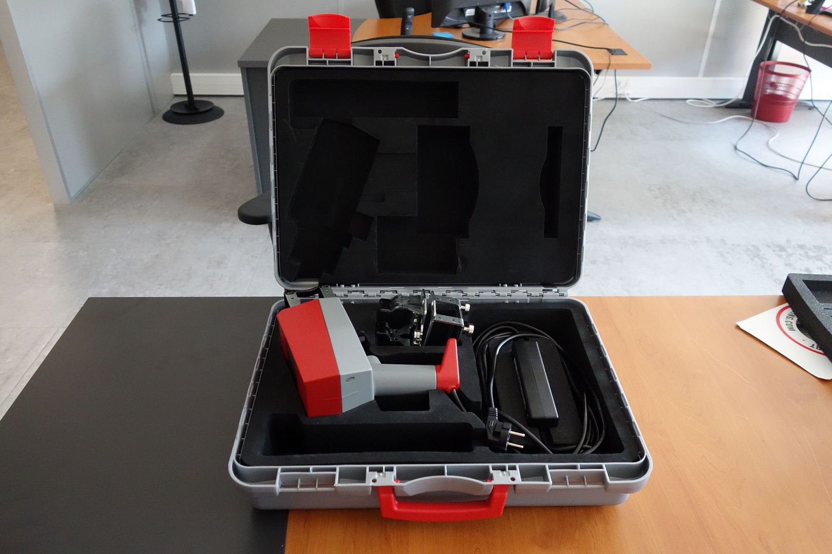 Портативный маркиратор SIC Marking E-touch