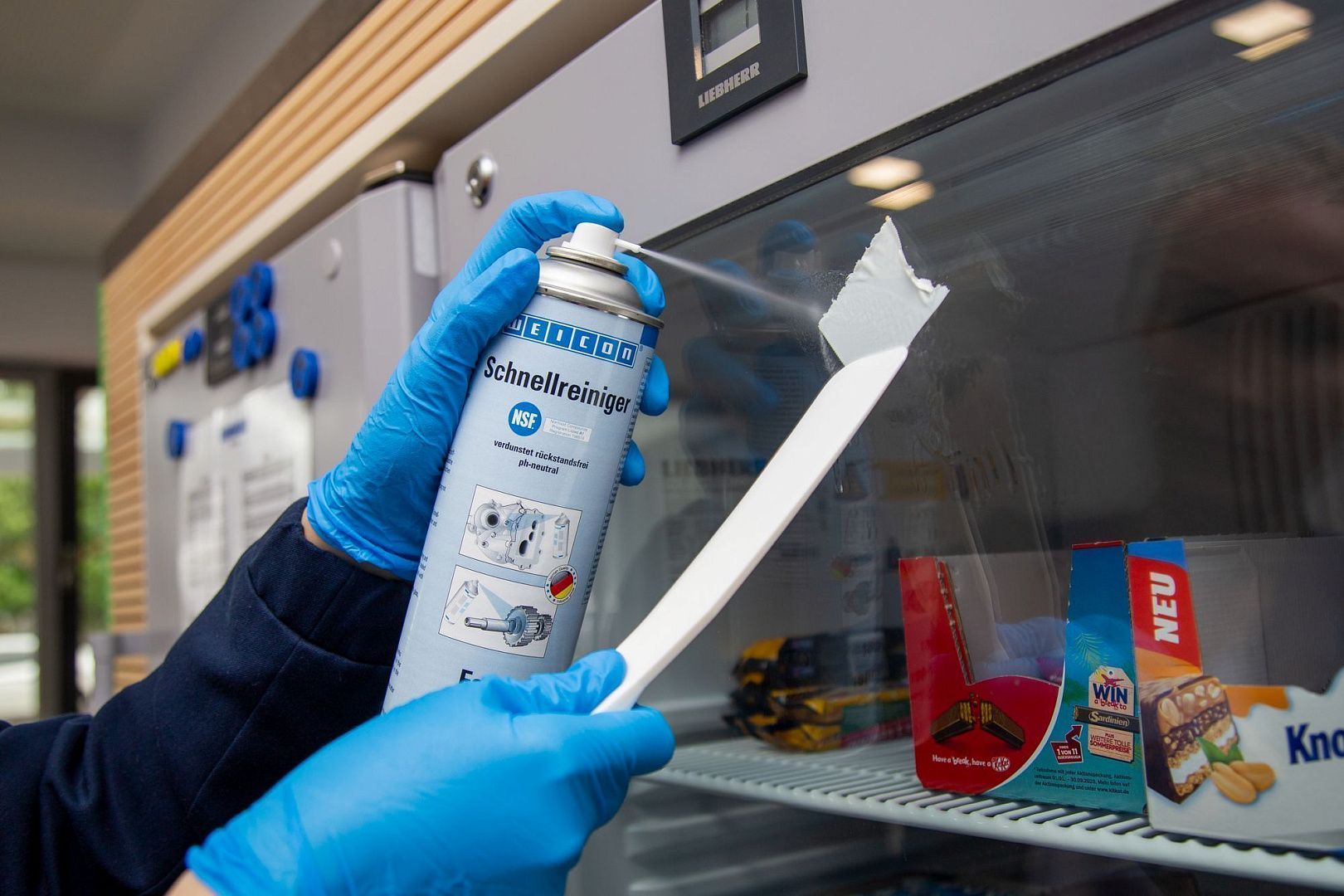 Очиститель WEICON Fast Cleaner