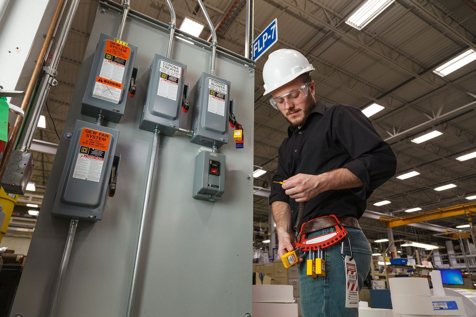 Держатель для замков и бирок Brady поясной