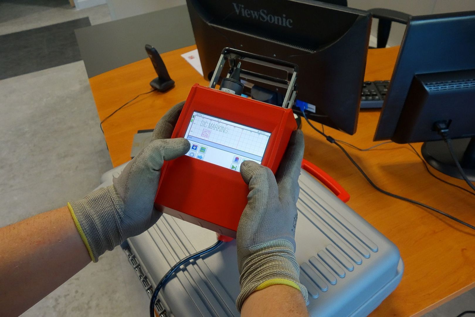 Портативный маркиратор SIC Marking E-touch