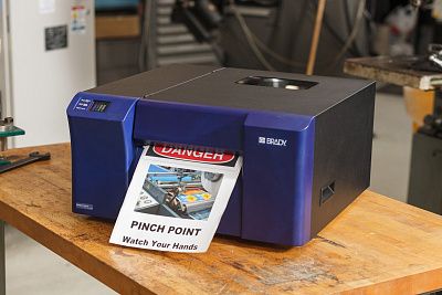 Промышленный цветной принтер этикеток BRADY J5000