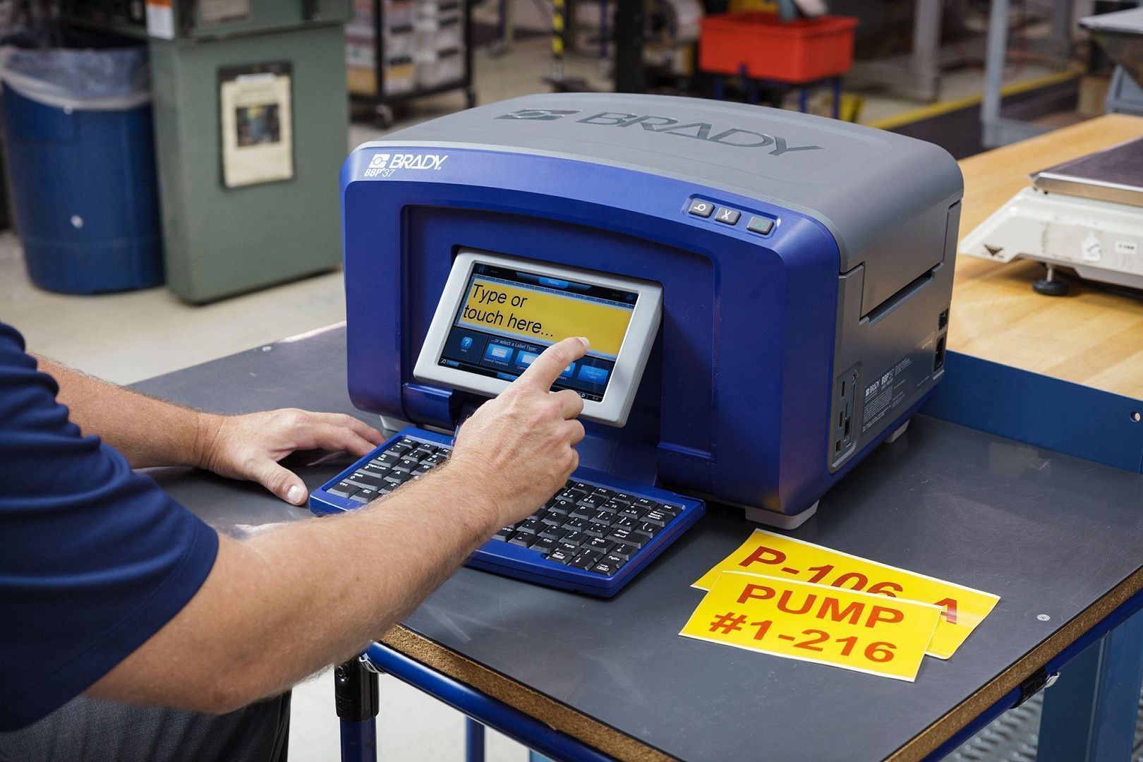Промышленный принтер этикеток BRADY BBP37