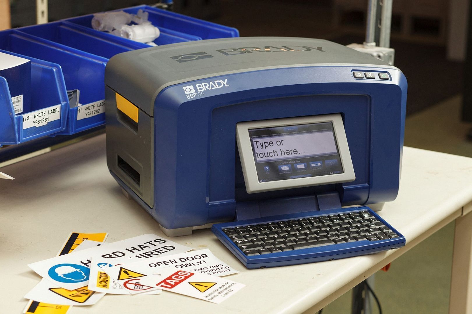 Промышленный принтер этикеток BRADY BBP35