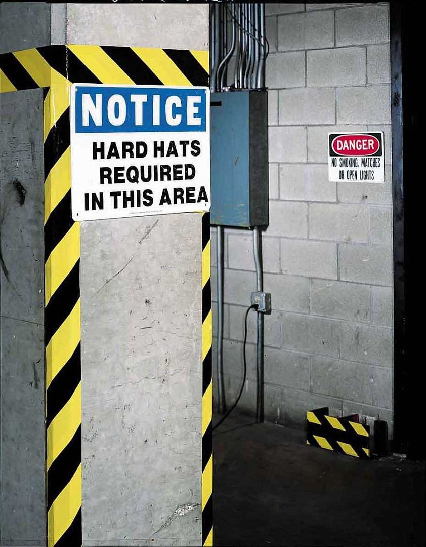 Лента напольная Brady, материал В-950 винил с защитным слоем