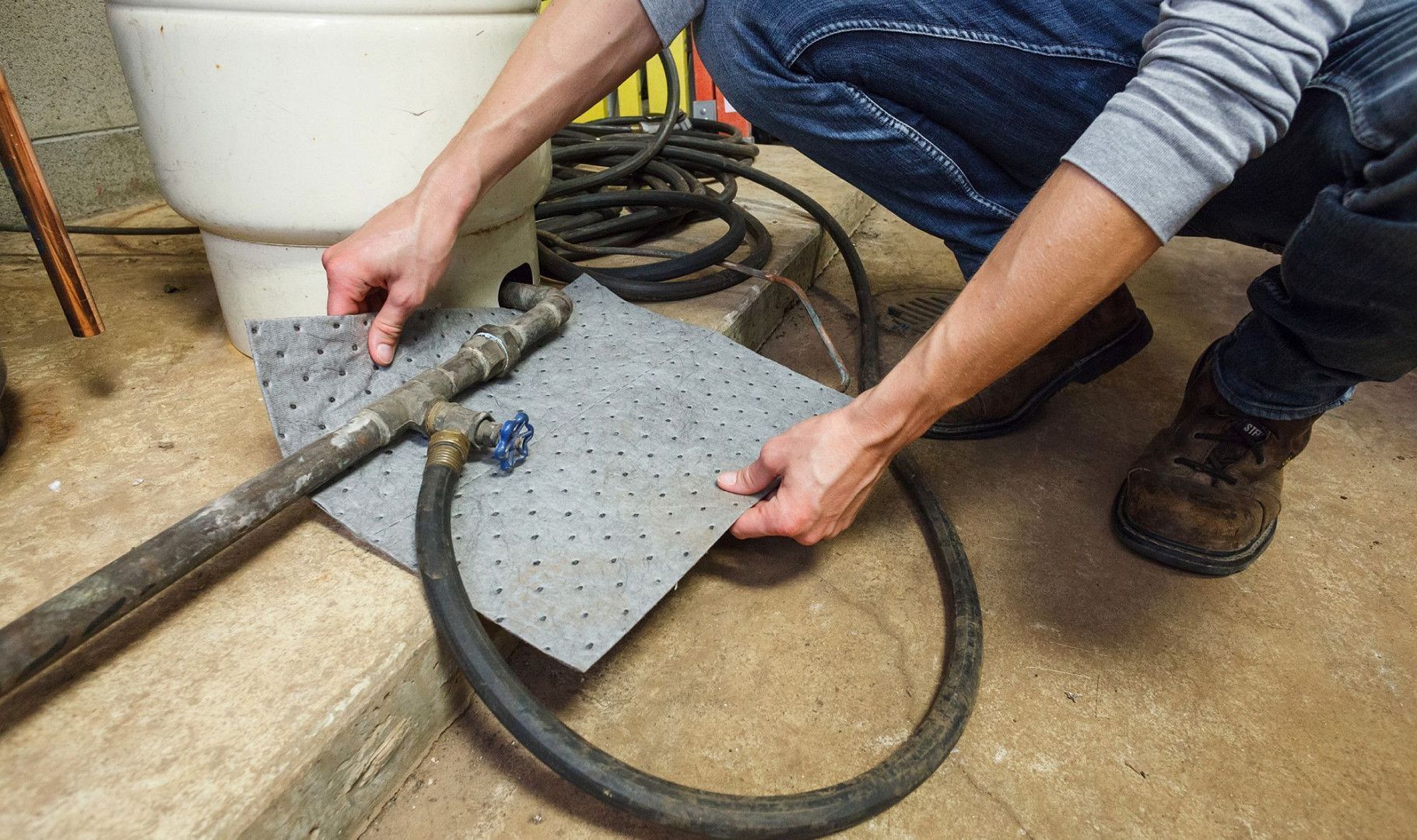 Салфетки универсальные Brady SPC MAXX (рифлёные, 1-слойные)