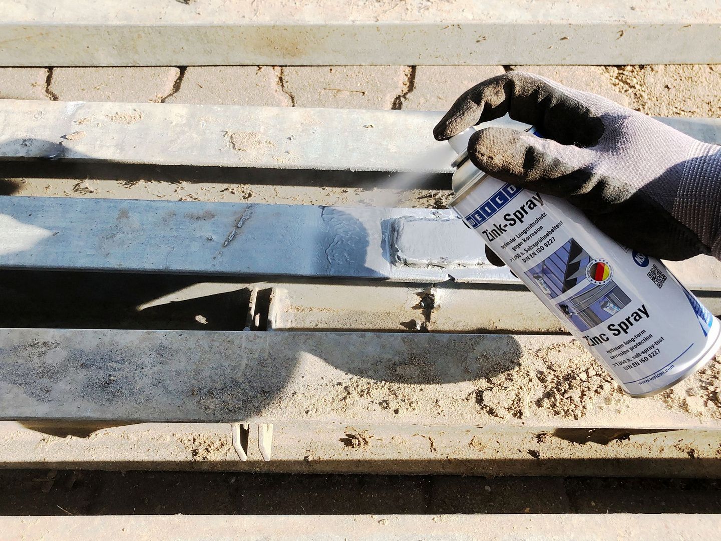 10000016 WEICON Цинк Спрей (400 мл)