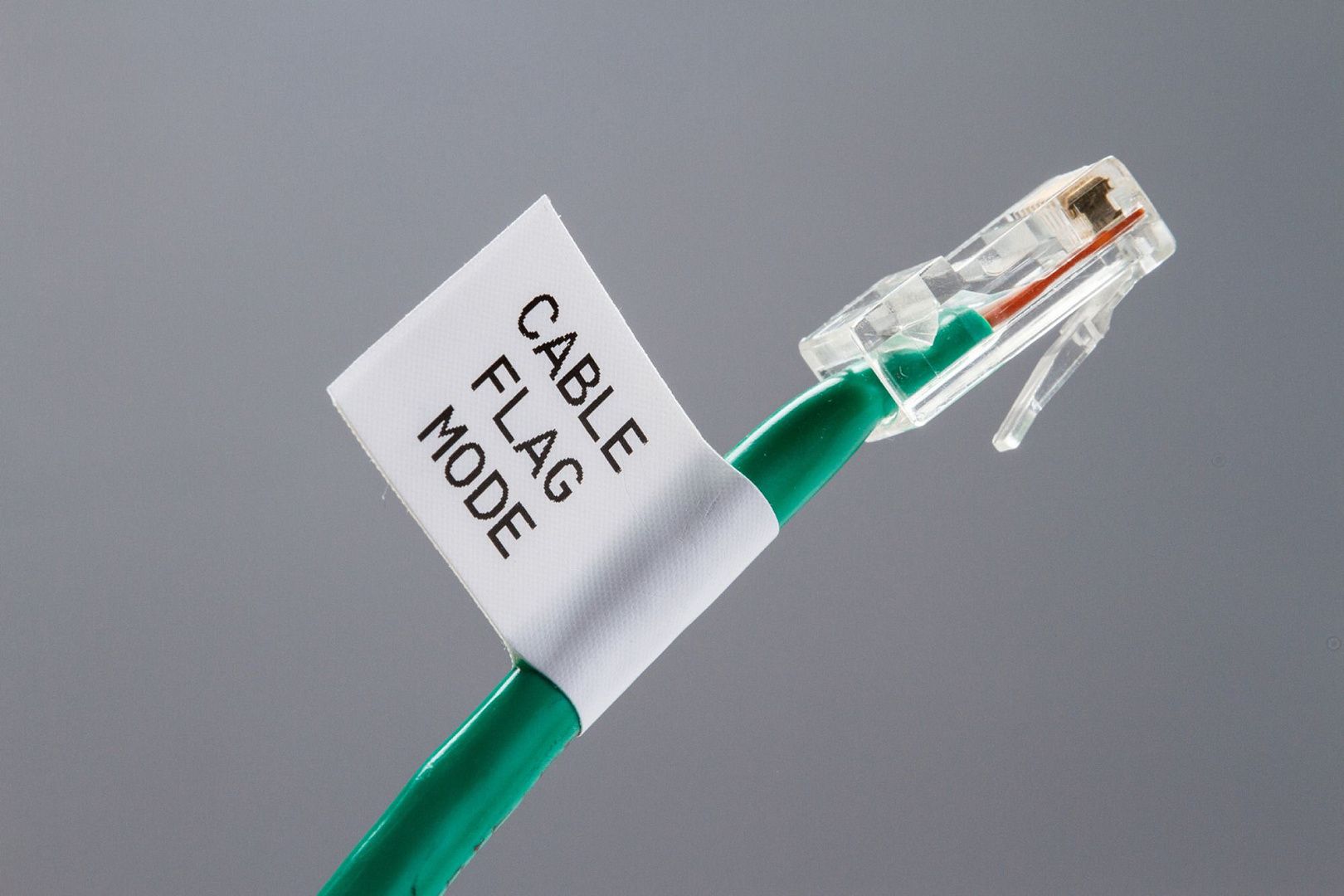 BMP21-Lab (Eng) Портативный ленточный принтер-маркиратор. Упаковка блистер. В комплекте картридж M21-750-7425 белый полипропилен 6.4 м х 19.05 мм