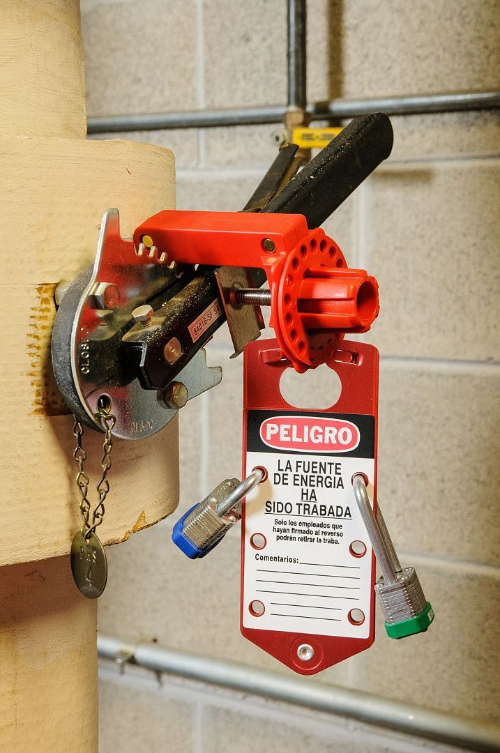 Множители замковые алюминиевые с этикетками «DANGER DO NOT OPERATE», «Only the individual(s) who have signed below may remove this lock/tag»,191х76х4 мм, цвет – золотистый, 5 шт/упак