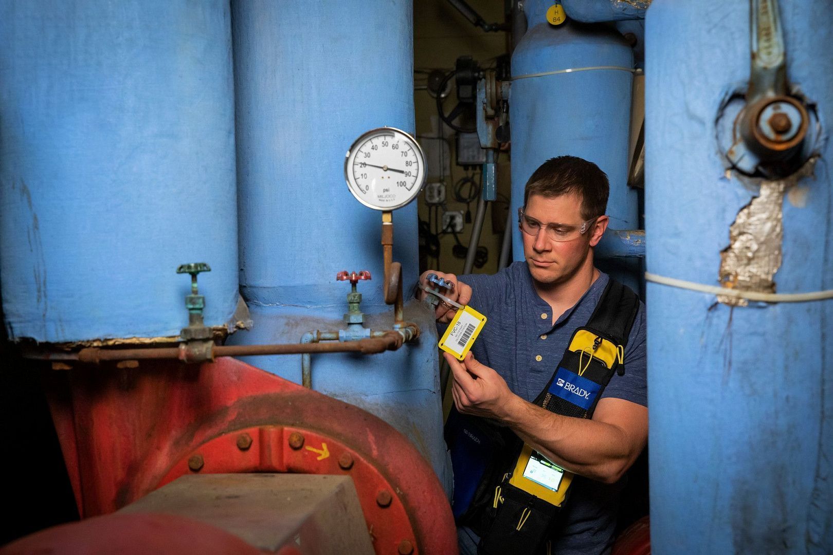 Портативный принтер этикеток BRADY M611