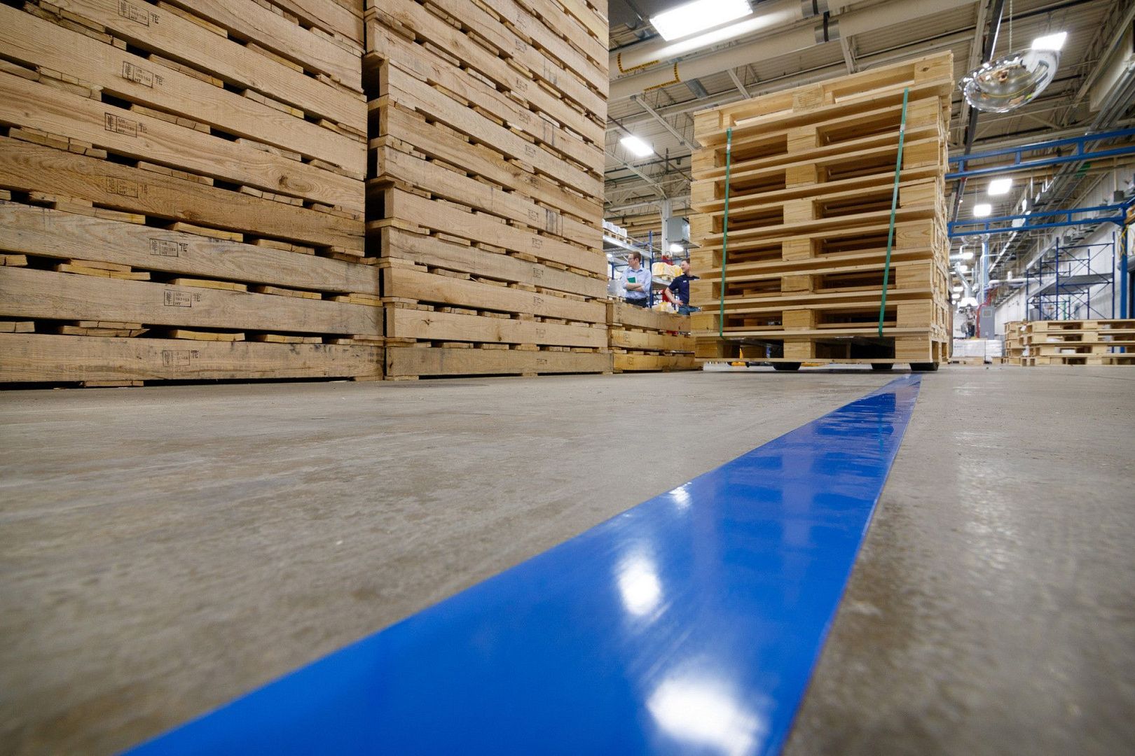 Лента Brady ToughStripe Max напольная на подложке, винил В-543