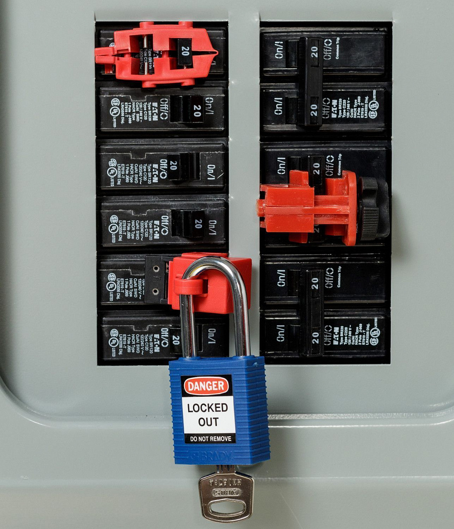 Блокиратор узких автоматических выключателей Brady