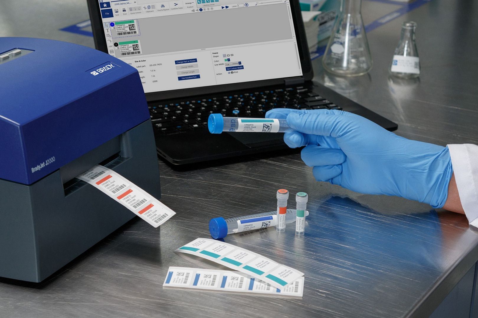 Промышленный цветной принтер этикеток BRADY J2000