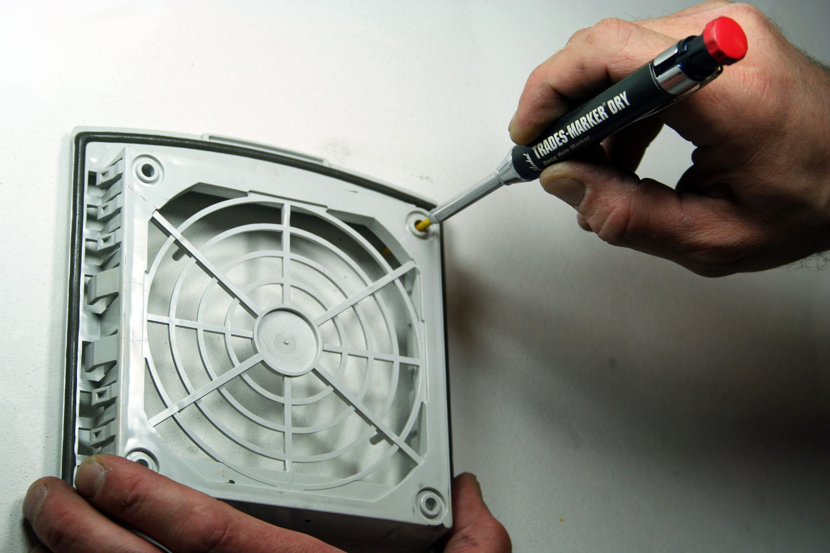 Карандаш автоматический Markal Trades-Marker Dry для труднодоступных поверхностей