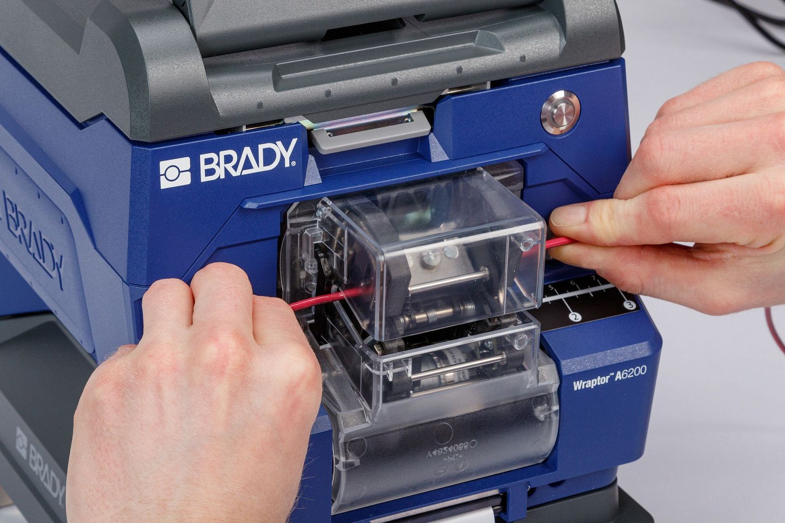 Принтер этикеток BRADY WRAPTOR A6200 (старый артикул. снят с продажи)