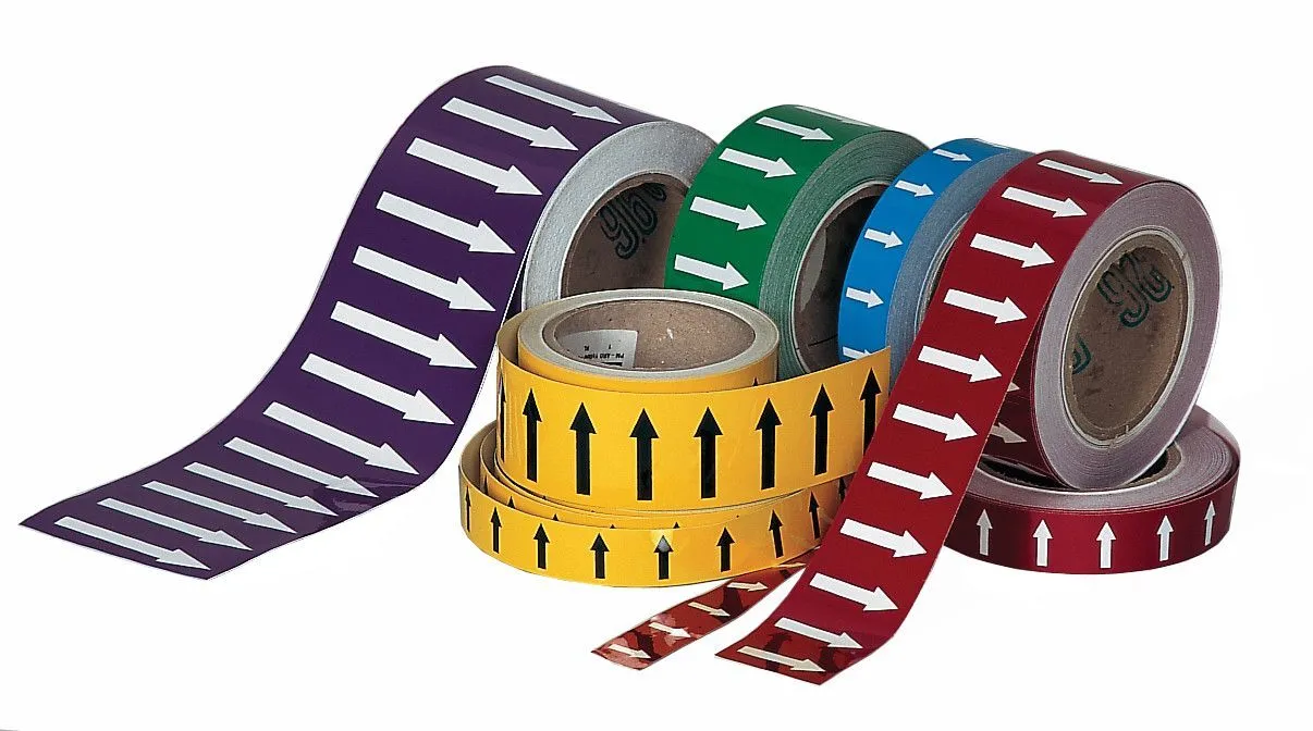 Лента для маркировки труб со стрелкой, ширина 50 мм, длина 33 м, красн/бел